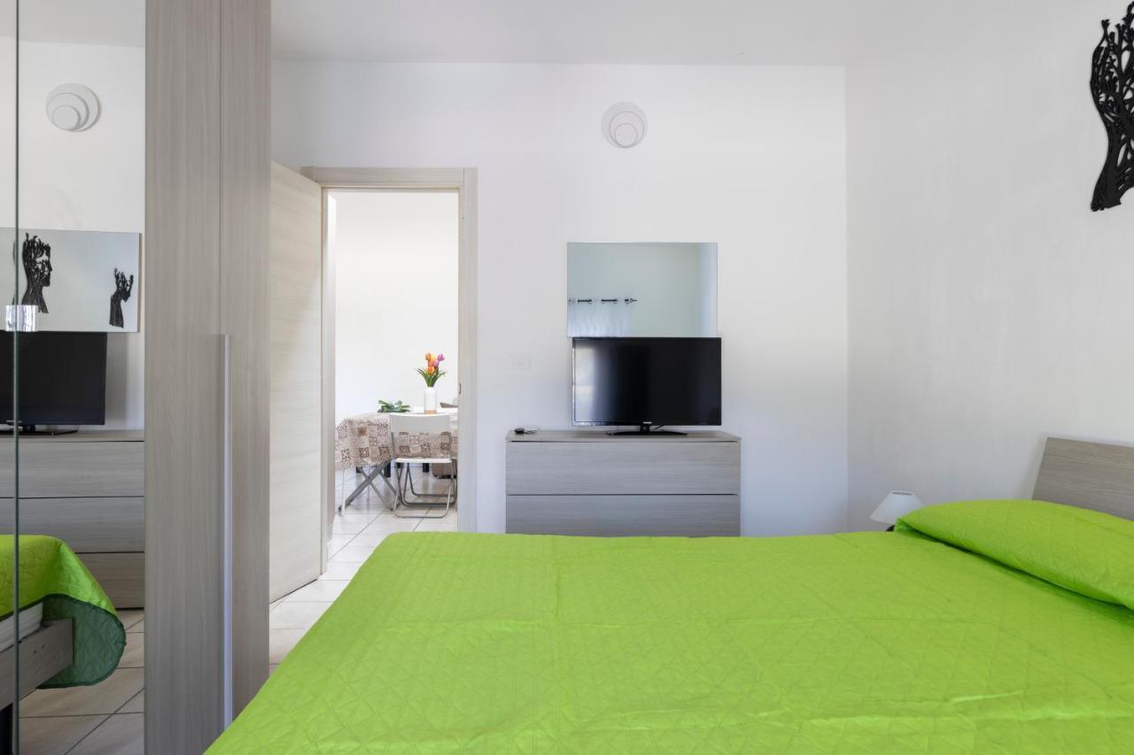 Laurini 21 Apartment Catania Bagian luar foto